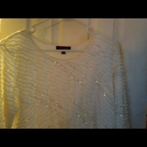 White top by Nations 20$